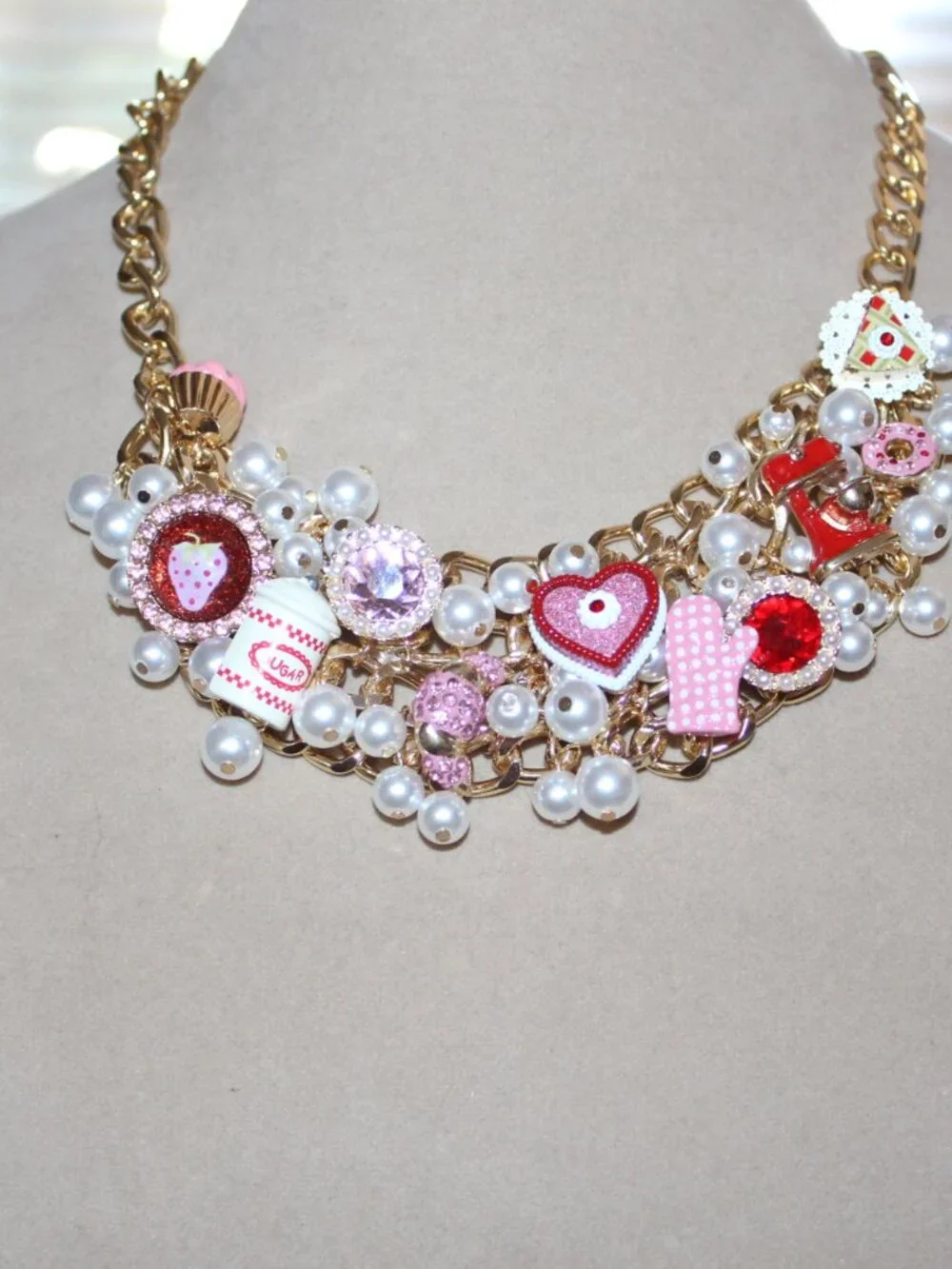 NWT Betsey Johnson Baking Bib Necklace and matching Bracelet FABULOUS!! - Picture 6 of 13